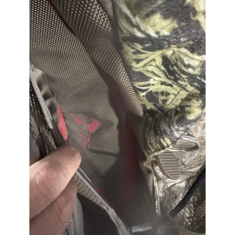 Badlands Hyper‎ Hydro Pack Lightweight Day Pack